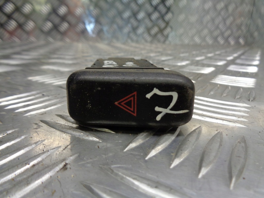 фото №1, Перемикач світла аварійних pajero pinin