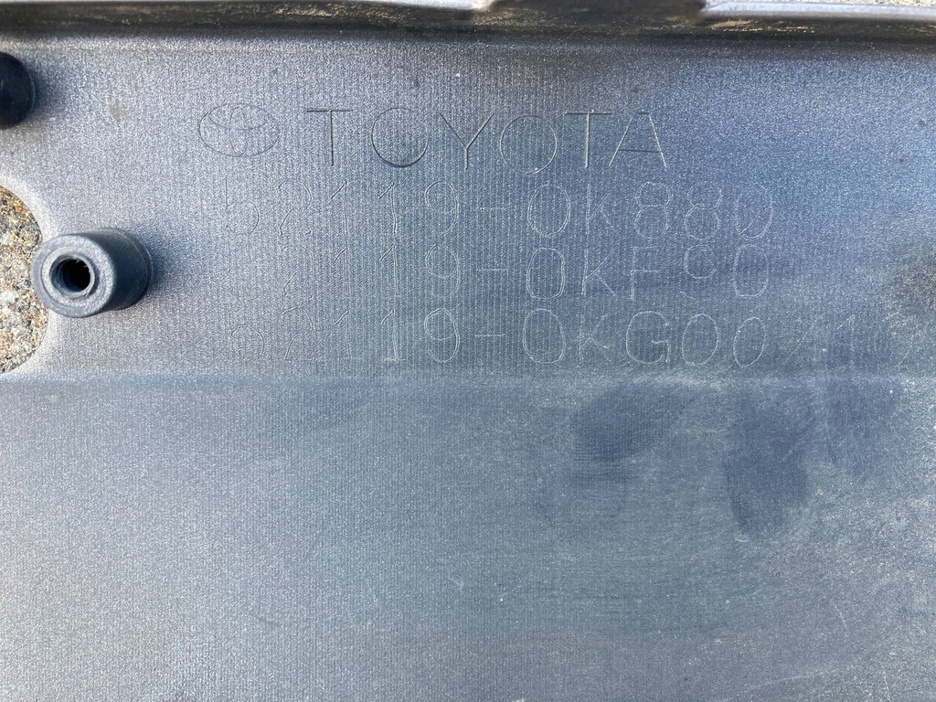 фото №16, Toyota hilux viii 2015 18 бампер передний