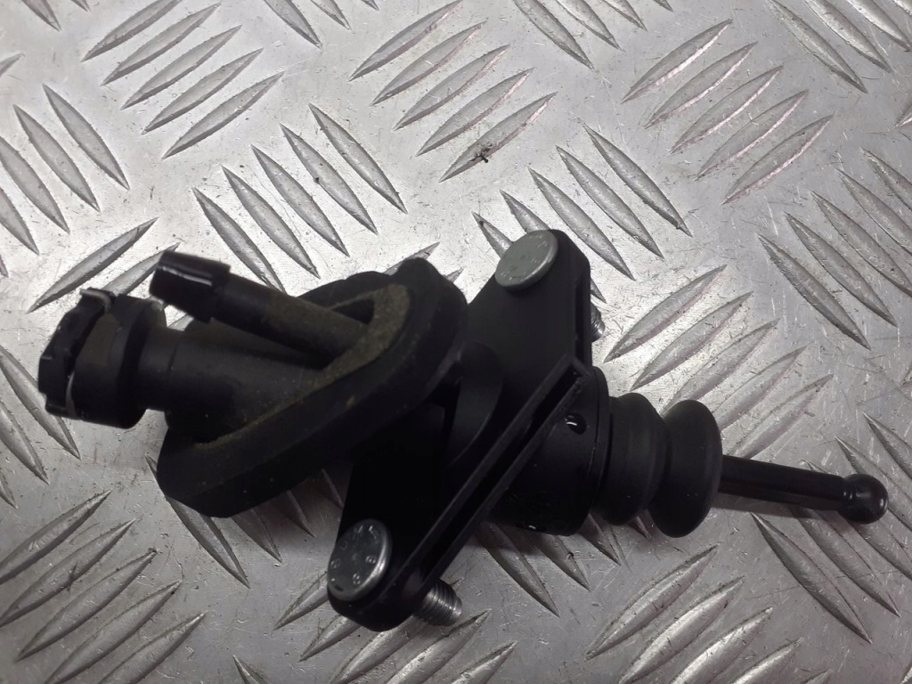 фото №3, Помпа зчеплення opel meriva a 1.4 13112244