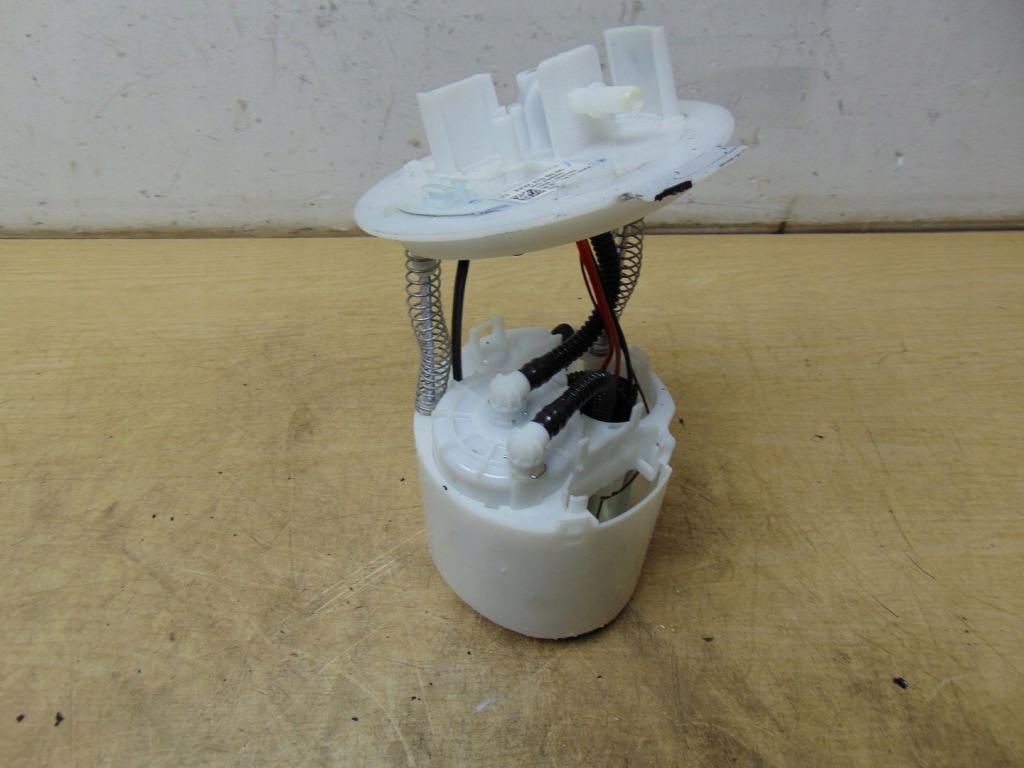 Насос пального w бак mercedes sl w232 a2324700000 Зі Шроту