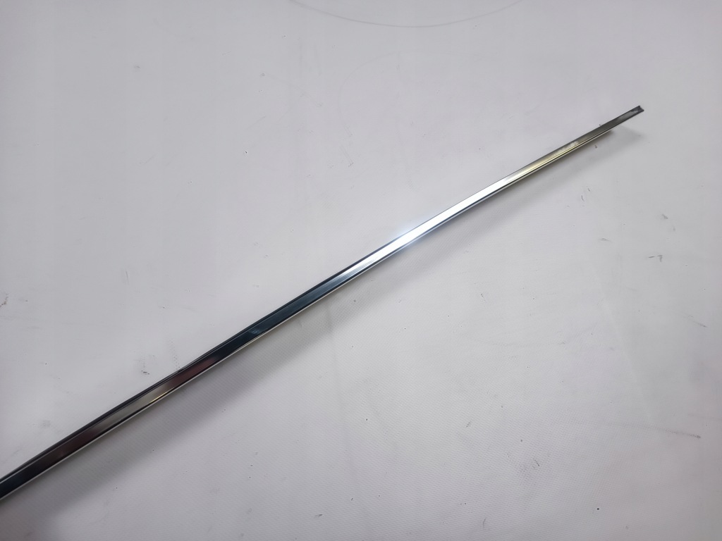 Молдинг хром права nad скло mercedes sl r107 Київ