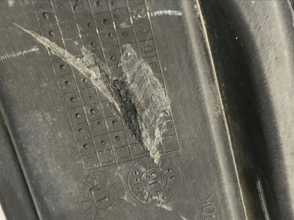 Dodge ram молдинг бампера перед 13ds-r-1200m Киев