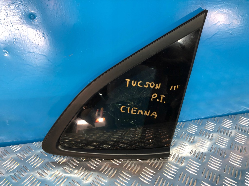 фото №1, Hyundai tucson iii скло кузовна правий задня