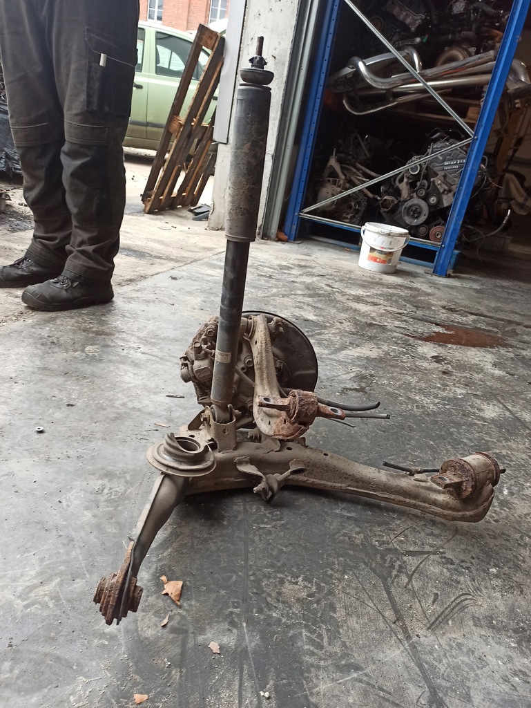 фото №12, Honda civic viii 1.3 b sd поворотный кулак рычаг левый задняя балка подвеска oś