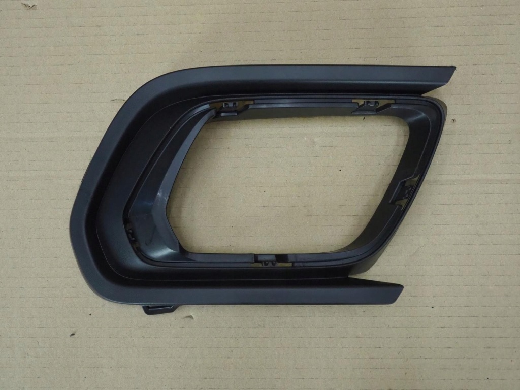 фото №1, Решітка протитуманної фари перед права dacia sandero ii lift 261a24864r