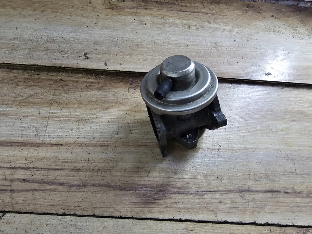 фото №1, Клапан egr polo 9n 1.4 tdi 045131501f