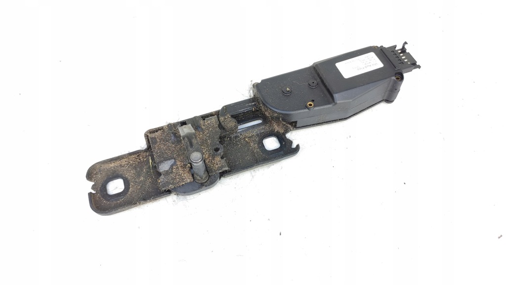 фото №1, Audi a4 b8 замок доводчик кришки багажника 4f9827383g