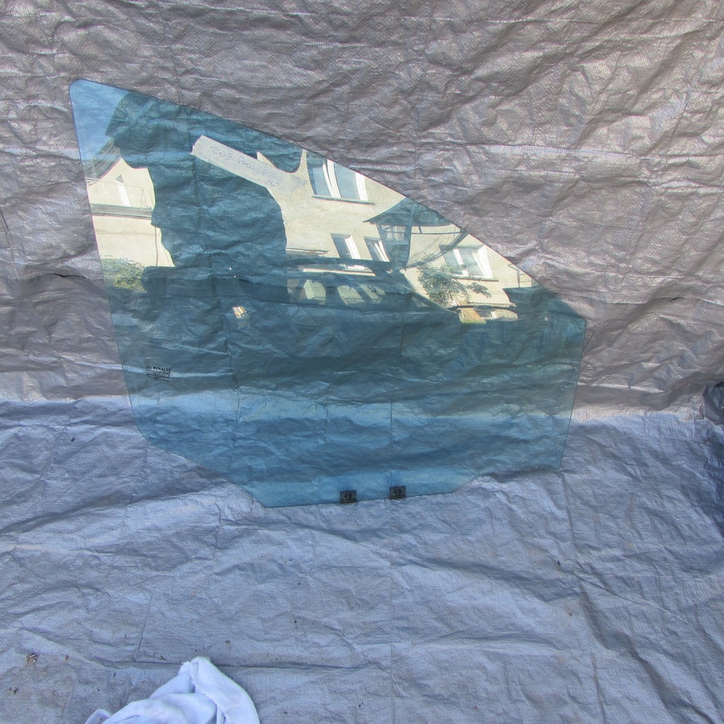 фото №1, Стекло дверь передних правых renault zoe