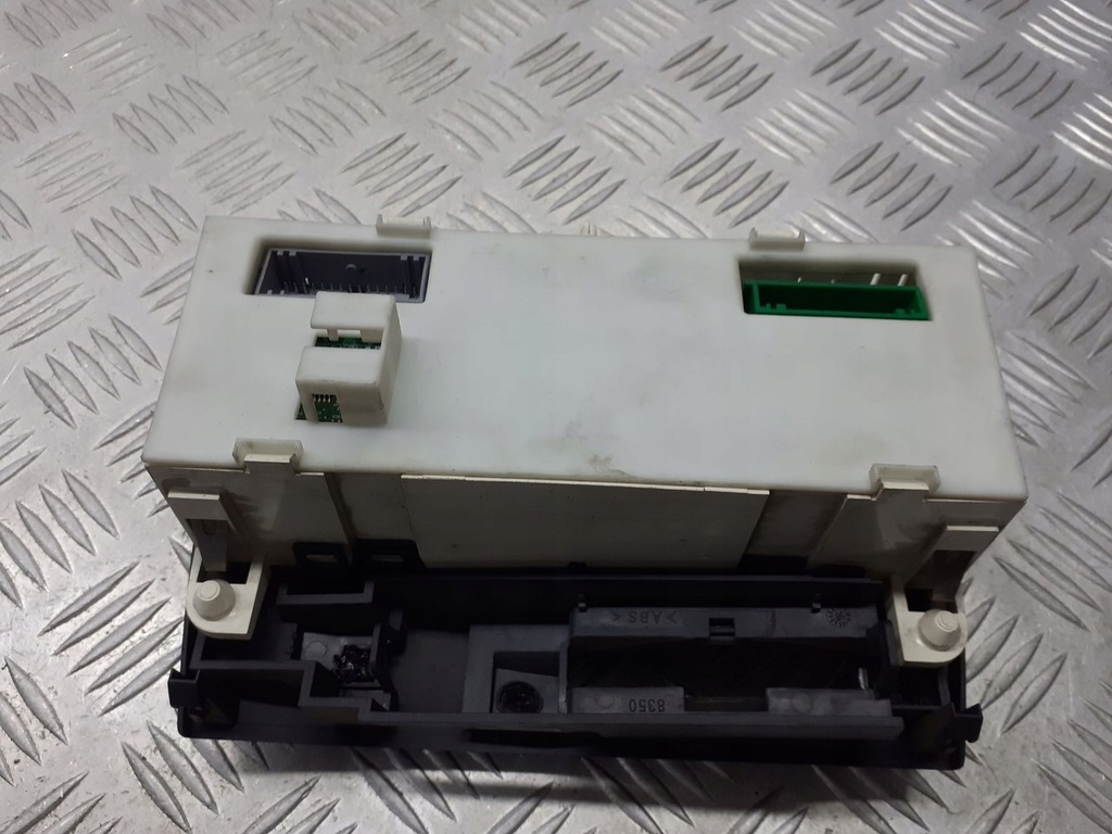 фото №3, Панель обдув кондиционера renault laguna ii 8200575240