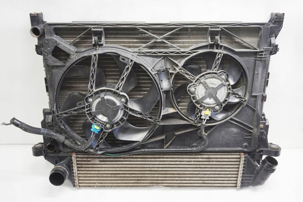 фото №6, Pas передний радиатор trafic iii vivaro b talento 1.6dci 214818795r