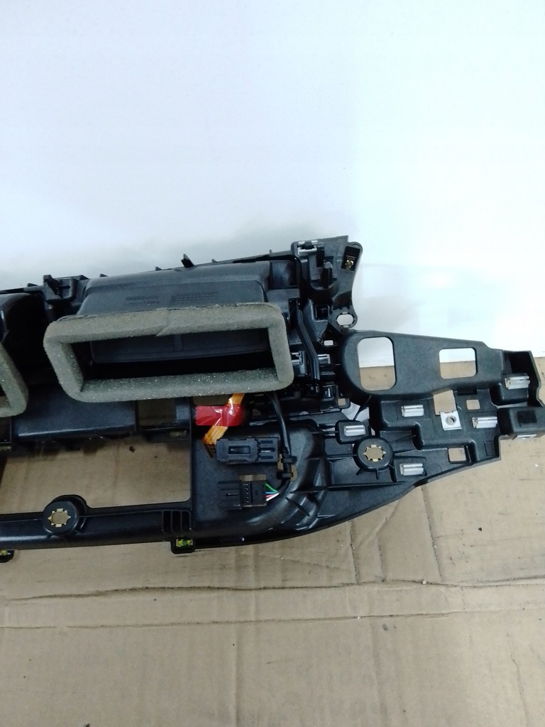 фото №6, Впуск решётки обдув среднего audi q7