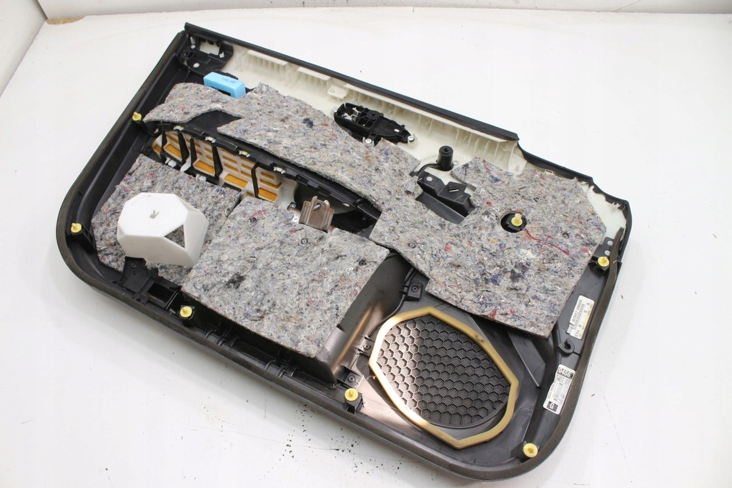 фото №10, Обшивка правый перед nissan maxima a35