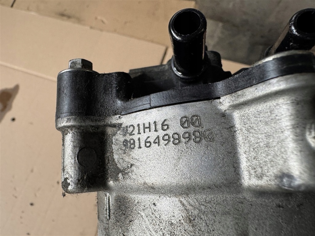 Корпус фильтра топлива 9816498980 peugeot citroen 1.5 blue hdi yh01 19-24 с Разборки