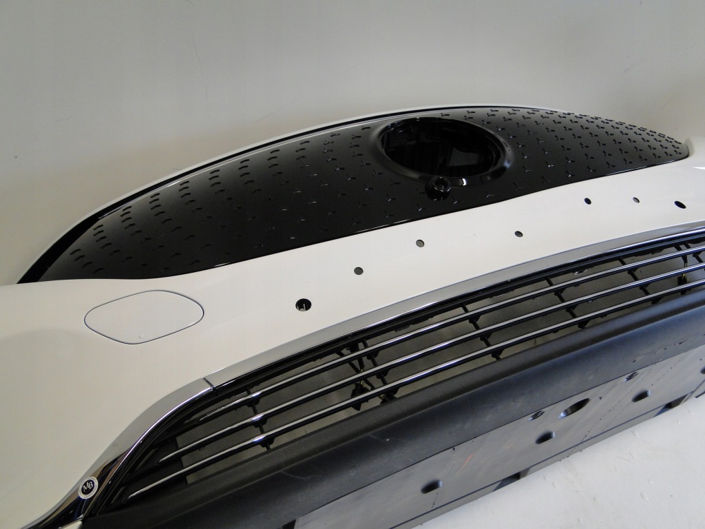 фото №8, Mercedes решітка середня бампера a2438852401 eqa 243 h243 lift