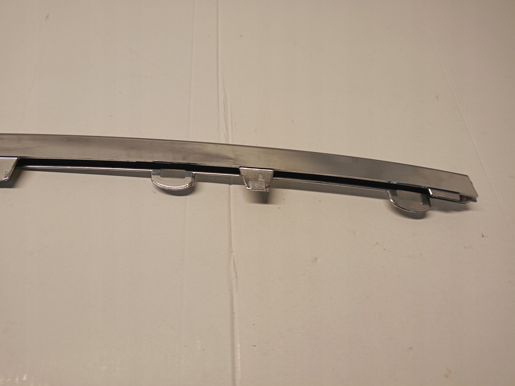 фото №8, Молдинг хром бампера перед 3t0853551a skoda superb ii