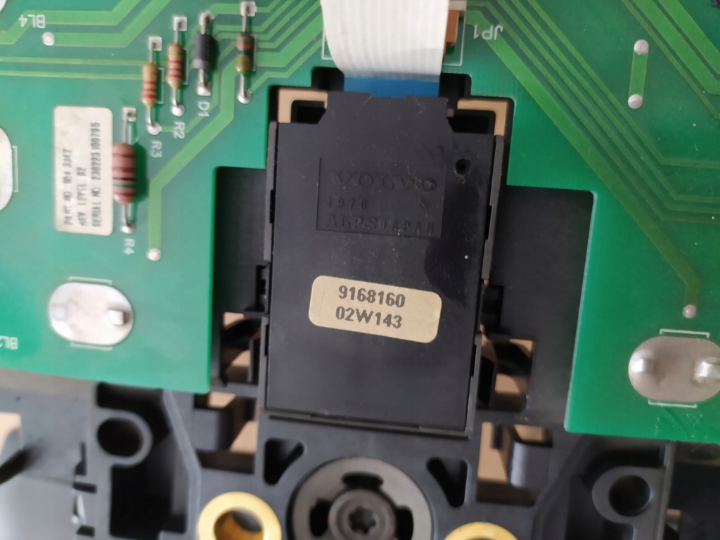 фото №8, Зеркало лампа потолочный кнопка люк volvo s60 i 8685433 9168160