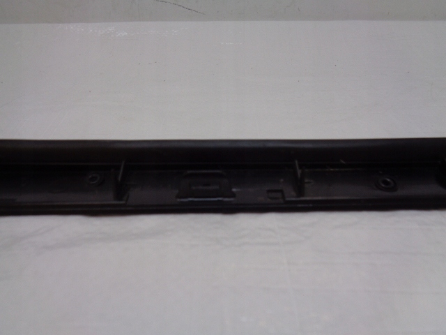 фото №11, Peugeot 3008 ii молдинг декоративная стекло лобовое правая 9810111980