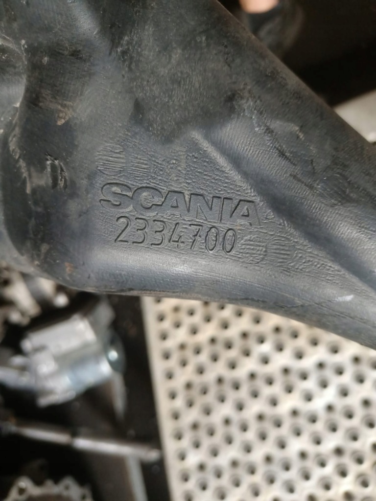 фото №2, Заливна горловина оливи scania r s ngs 2334700