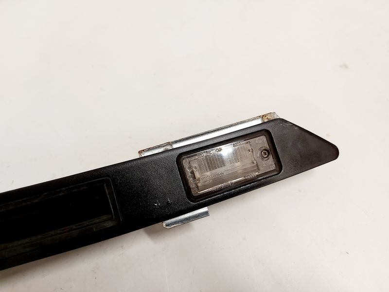 фото №2, Audi q7 4l накладка микровыключатель крышки задняя