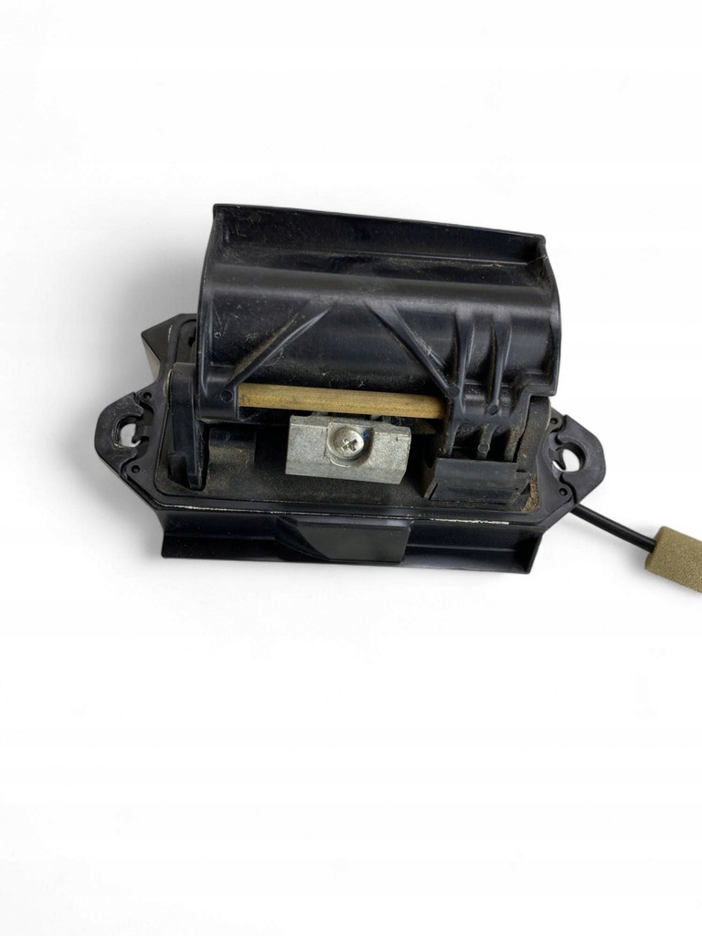 фото №8, Toyota land cruiser j150 замок крышки багажника 1j490218116