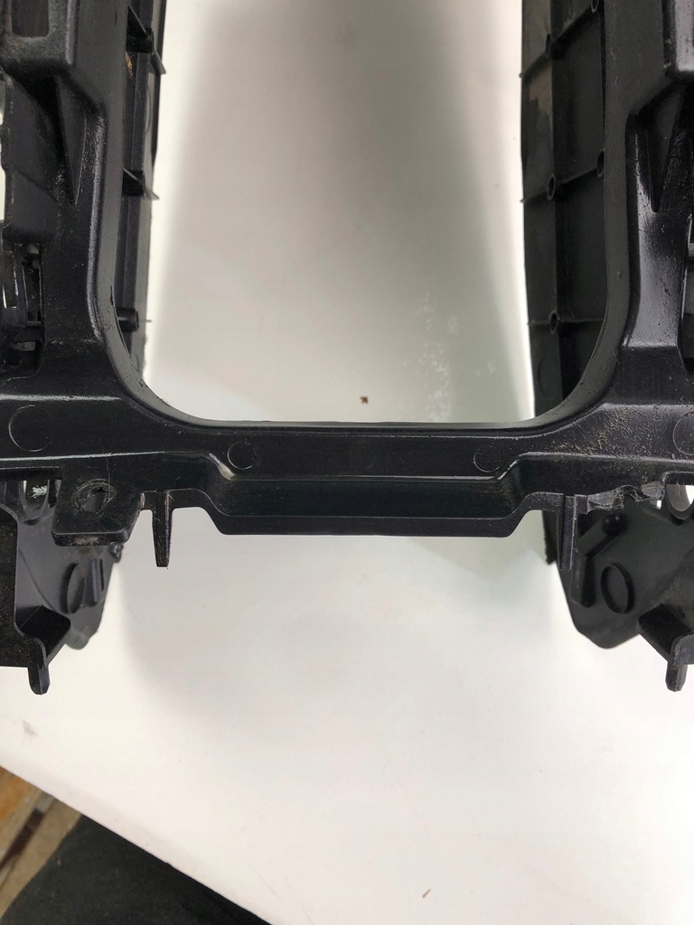 фото №8, Toyota avensis t-27 підлокітник тунель середній