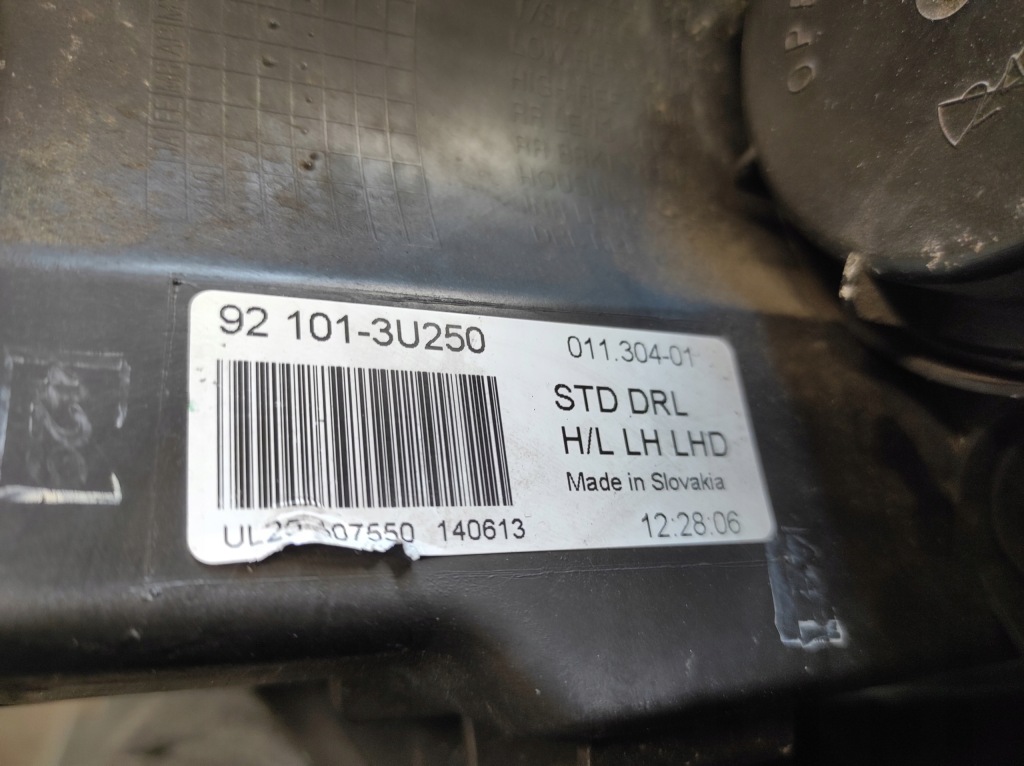 фото №8, Kia sportage 3 iii 10- лампа левая перед 92101-3u250 - cała