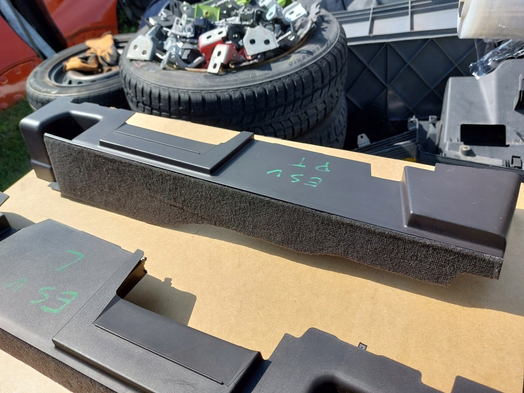 фото №3, Обивка пластик багажника renault espace v 7 os