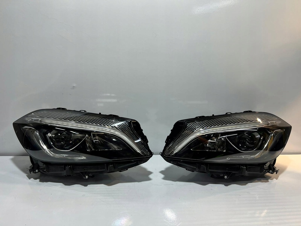 фото №1, Mercedes a klasa w176 lift performance лампа левая правая