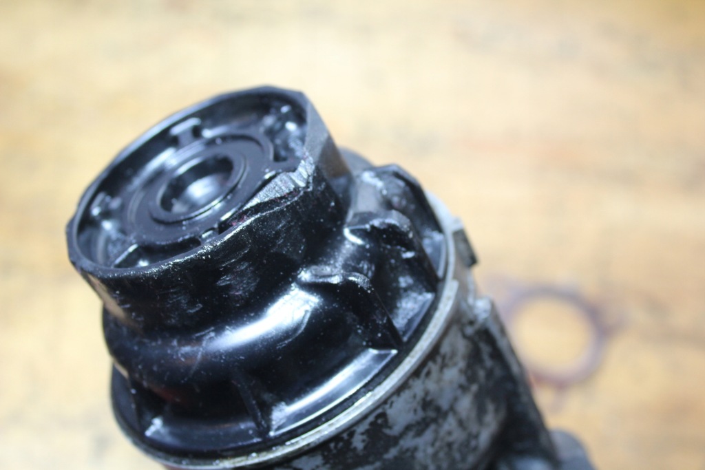 фото №14, Основание корпус фильтра масла радиатор масла auris i lift 1.4 d4d 1nd