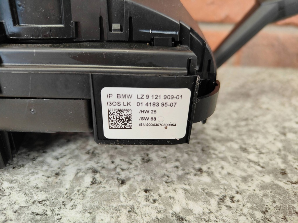 фото №6, Переключатель комбинированный переключатели датчик kąta поворота bmw e90 e92 9121909