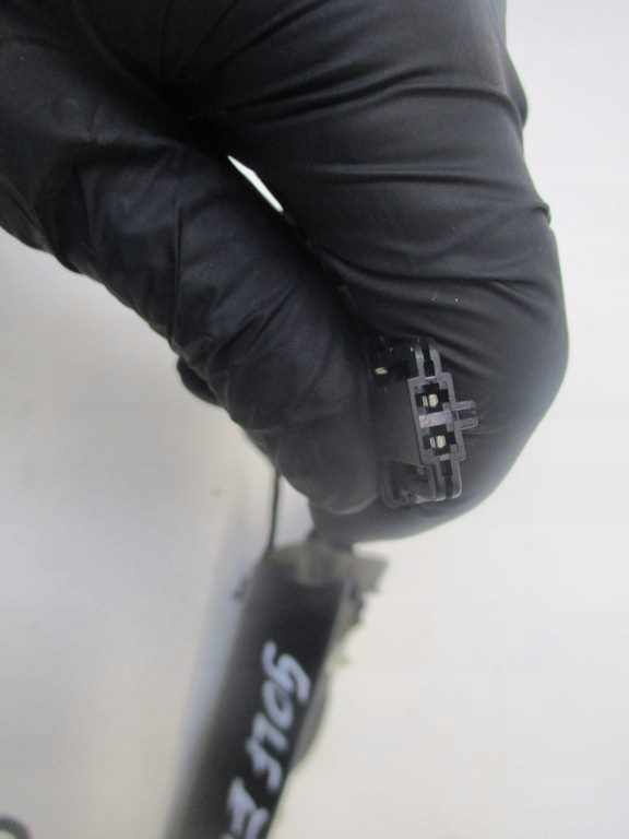 фото №5, Треугольник защита зеркало левая vw golf v plus