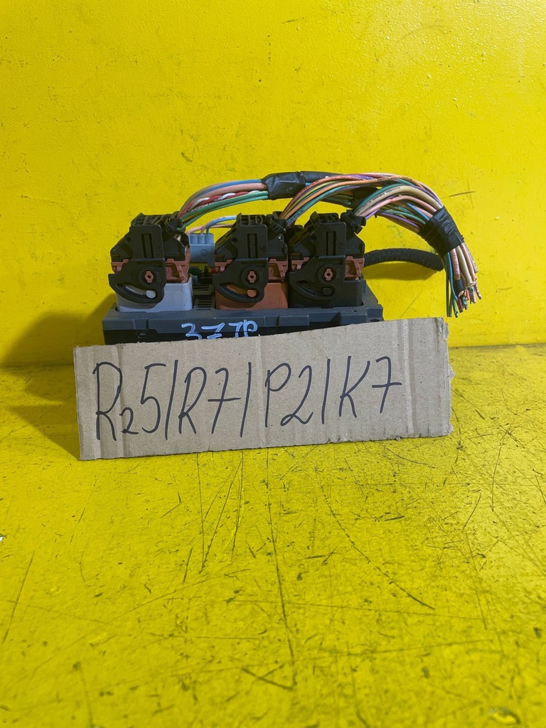 фото №5, Peugeot 308 коробка bezpieczników/moduł bsm