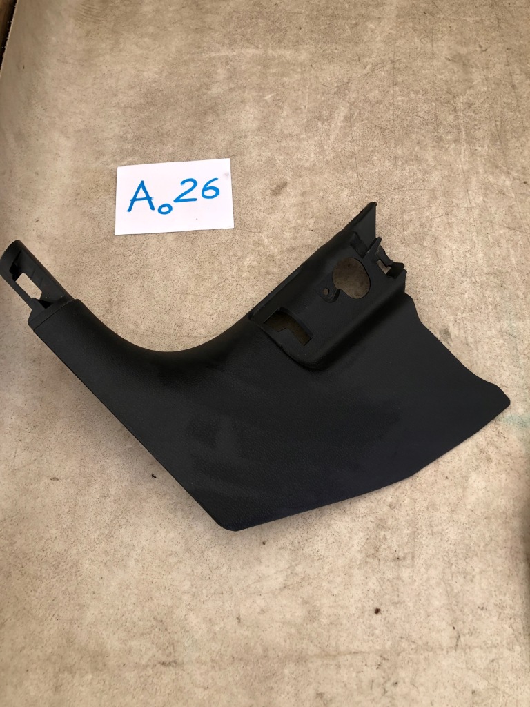 Купить Audi a3 8v обшивка накладка порог правая 8v3867272