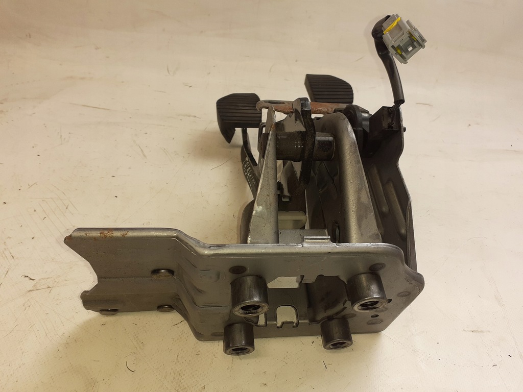 фото №5, Педаль педали тормоза сцепления peugeot 301