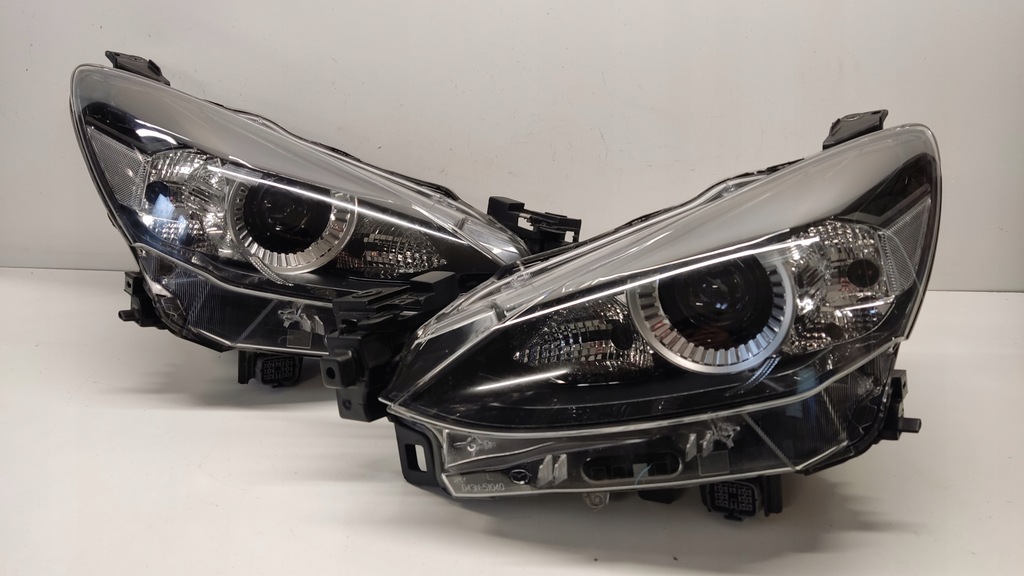 фото №1, Mazda 2 lift фара full led ліва права комплект