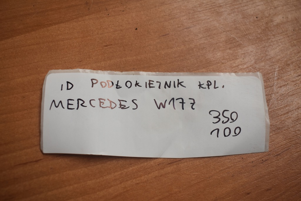 фото №6, Idealny kpl. підлокітник mercedes w177 1