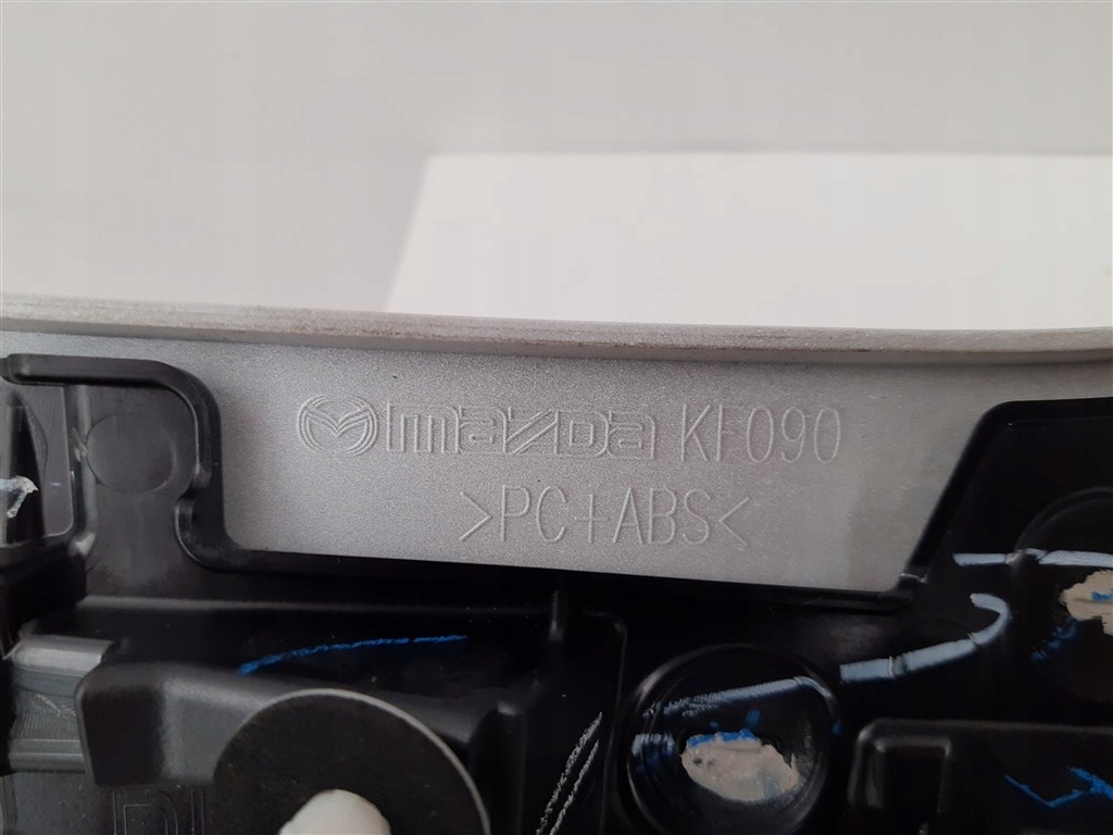 фото №7, Накладка кришки mazda 3 iii 2014-2017