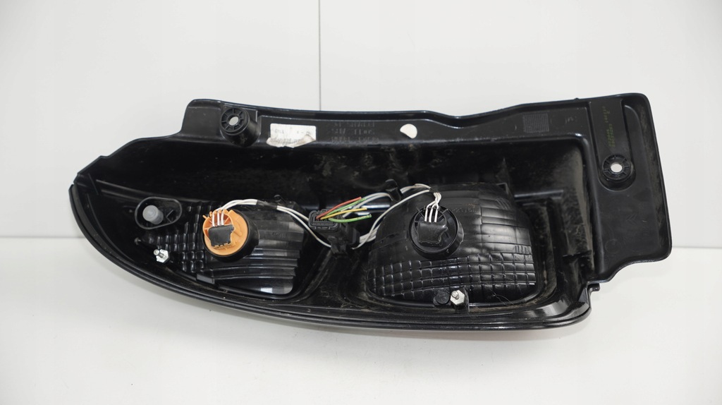 фото №6, Лампа правий задня задня citroen c3 picasso 08-12r^