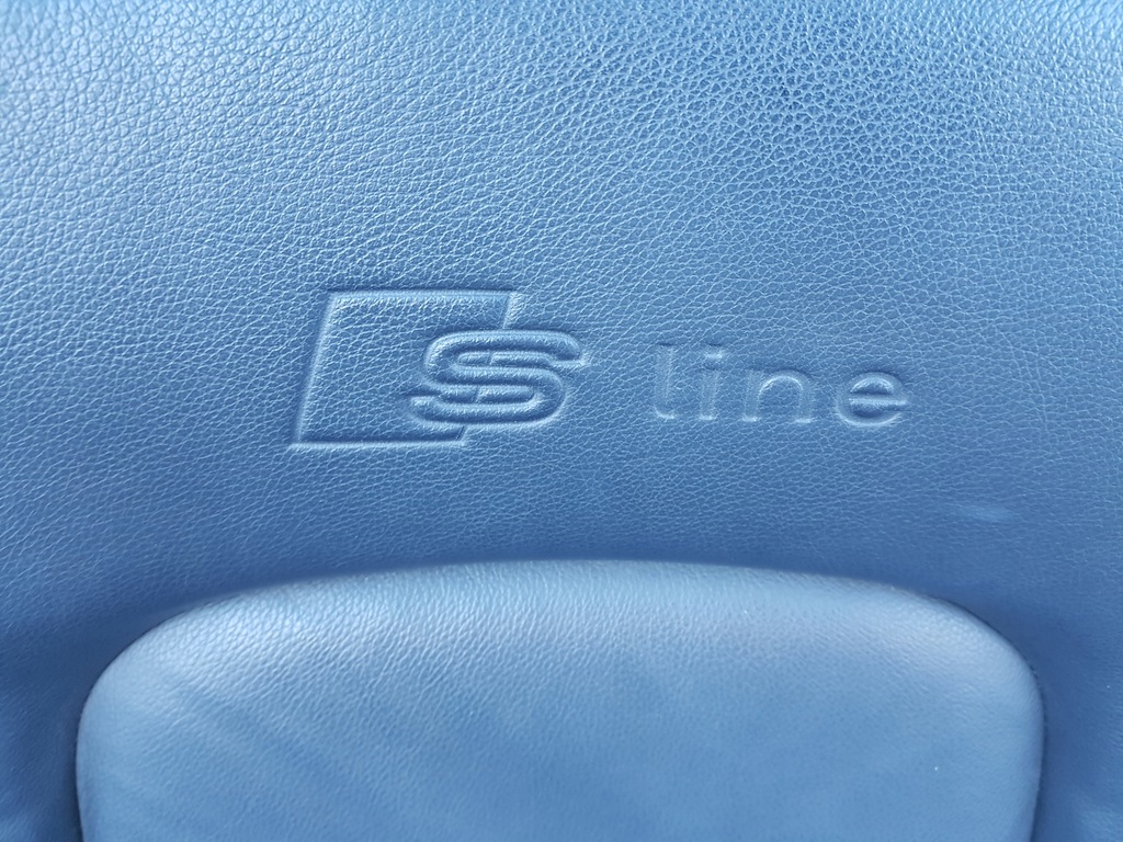 фото №6, Audi a3 8p s-line сиденья кожаный заднее сиденье 3d