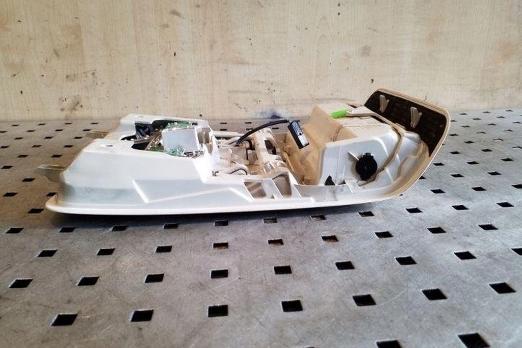 фото №8, Освітлення внутрішнє vw passat cc 357 3c0867489c 2.0l дизель 103kw 2013