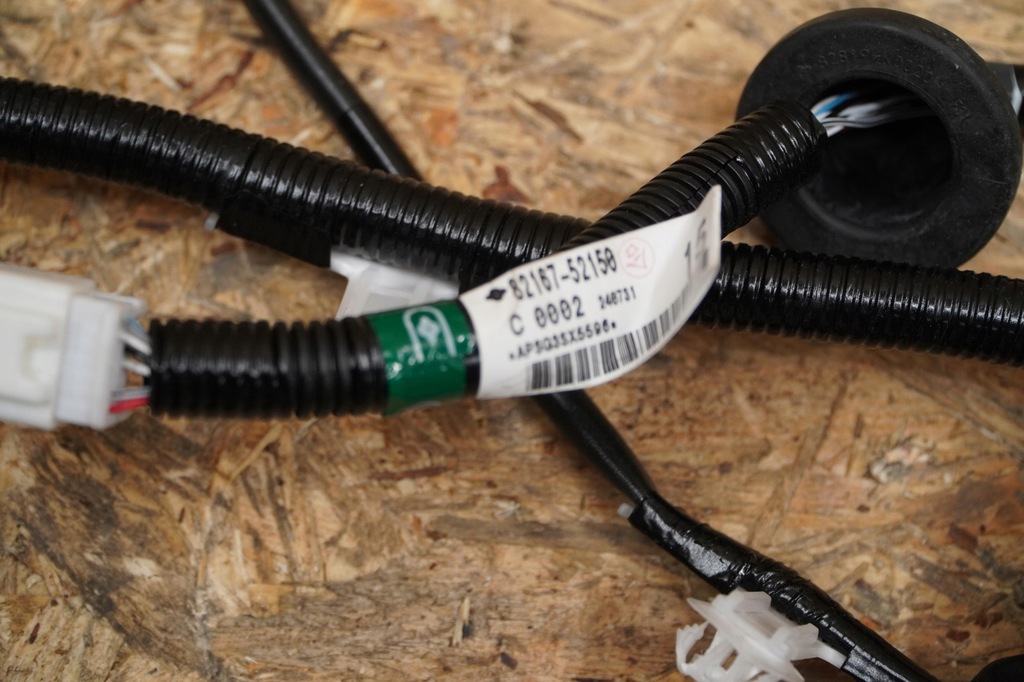 фото №6, Джгут електропроводка салону 82167-52150 82199-5cf81 lexus lbx 24r 0km nowa