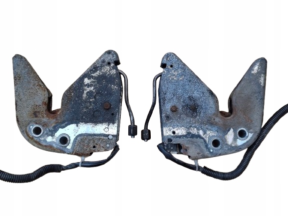 фото №1, Mercedes atego axor actros замок защёлка кабины оригинал a9423100383