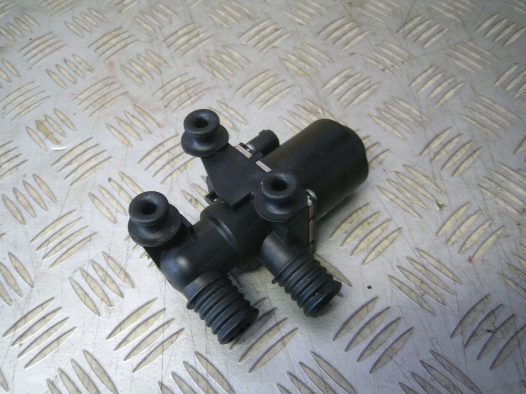 фото №5, Bmw e61 525d kombi електроклапан wody 692022602