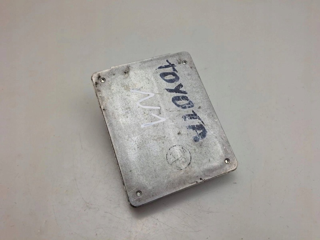 Інше блоки управління toyota avensis t270 8815020010 Київ