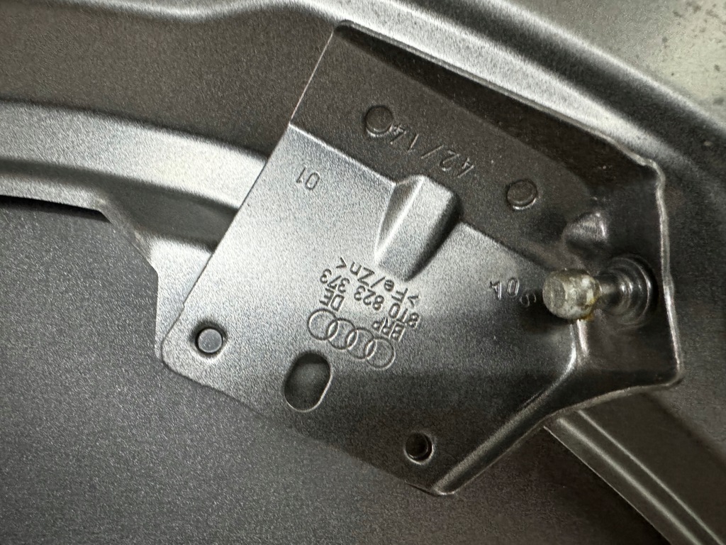 фото №7, Audi a4 b8 lift капот