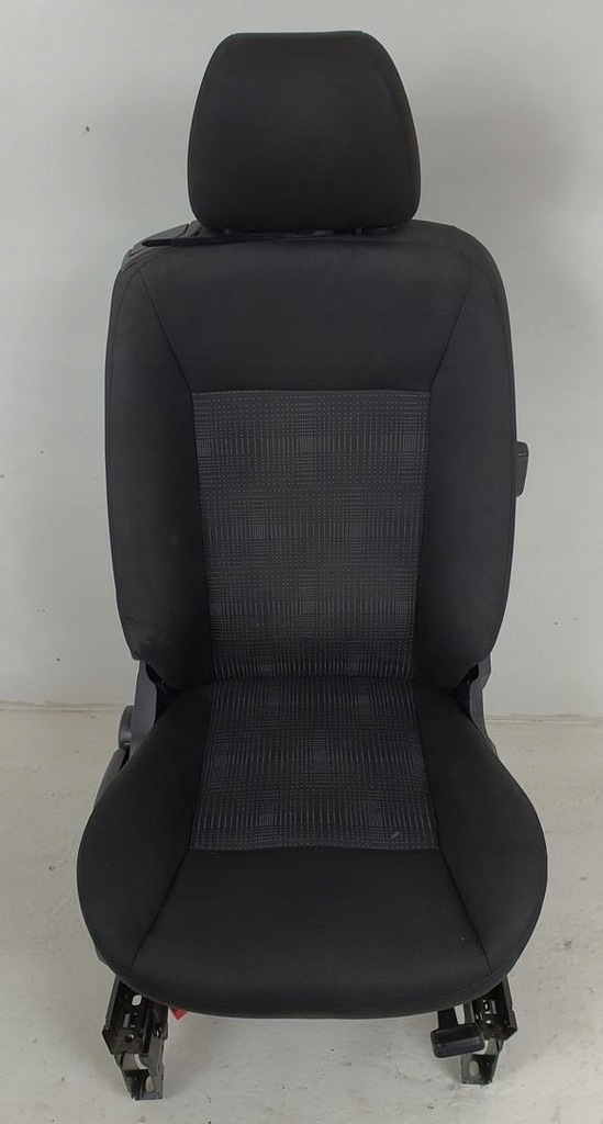 фото №1, Сидіння з підігрівом правий перед mercedes w169 3d