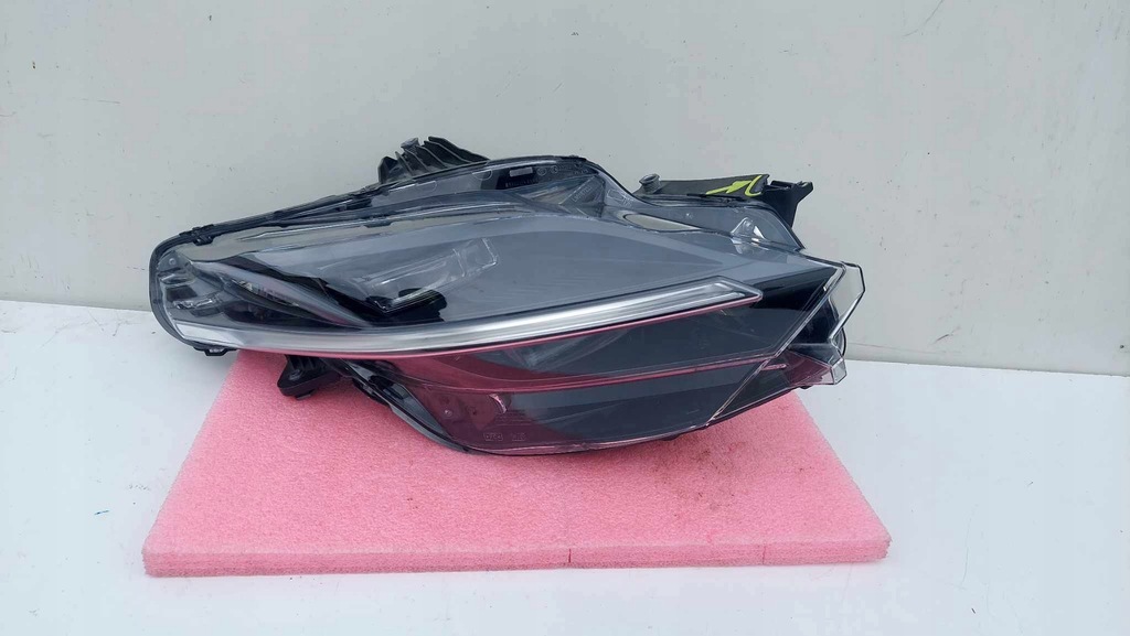 фото №1, Ferrari roma лампа права перед передня 2468