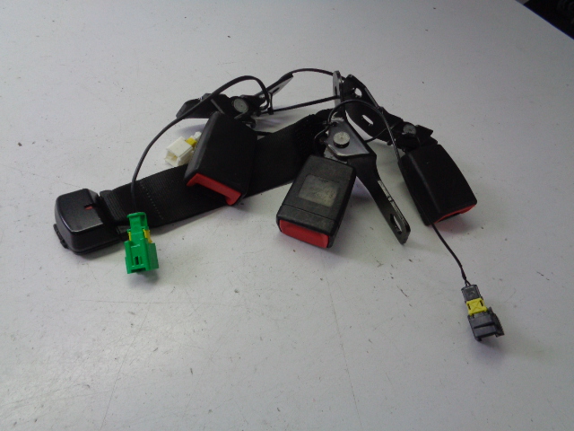 фото №3, Замки ремней задняя jeep renegade 1.4 multiair przed lift 2017 r