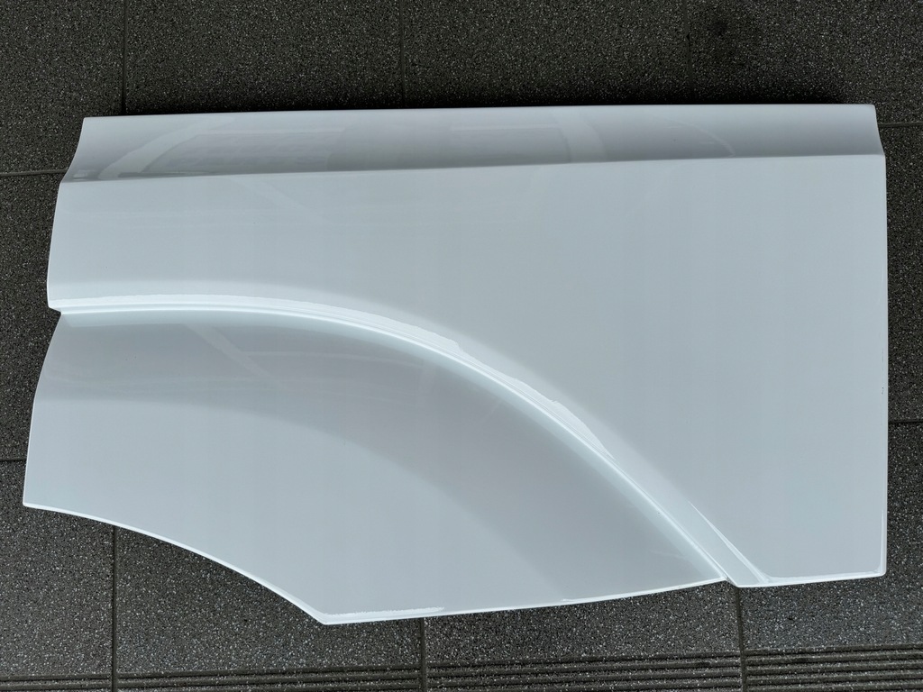 фото №1, Дверца крышка багажника бардачка удлинитель кабины mercedes actros mp 4