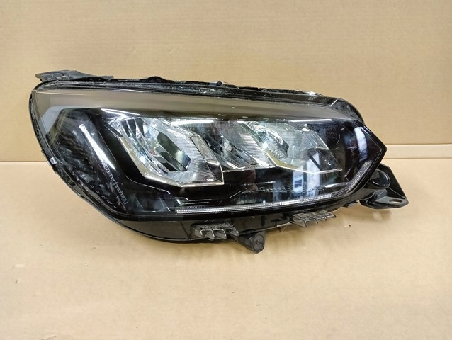 Купити Фара правий правий full led peugeot 208 2 2008 19-